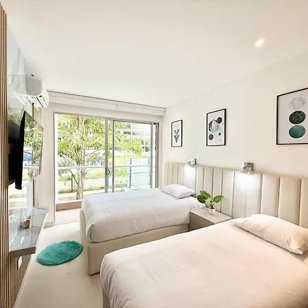Baia Krystal P4, 1a Cartagena