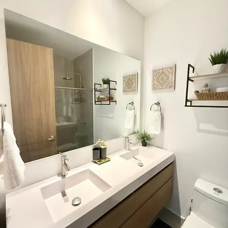 Baia Krystal P4, 1a Apartamento *
