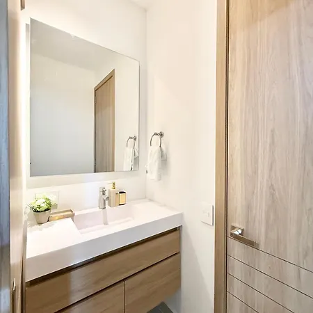 Baia Krystal P4, 1a