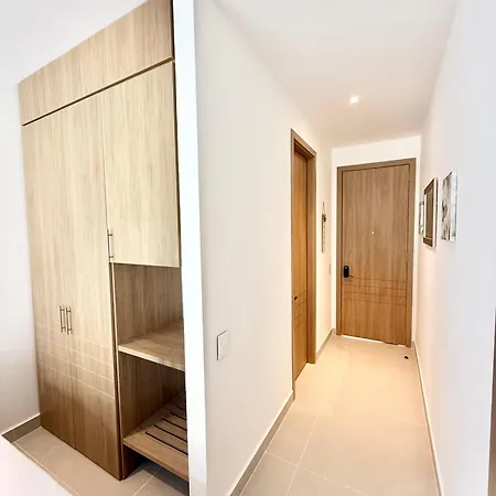Apartamento Baia Krystal P4, 1a *
