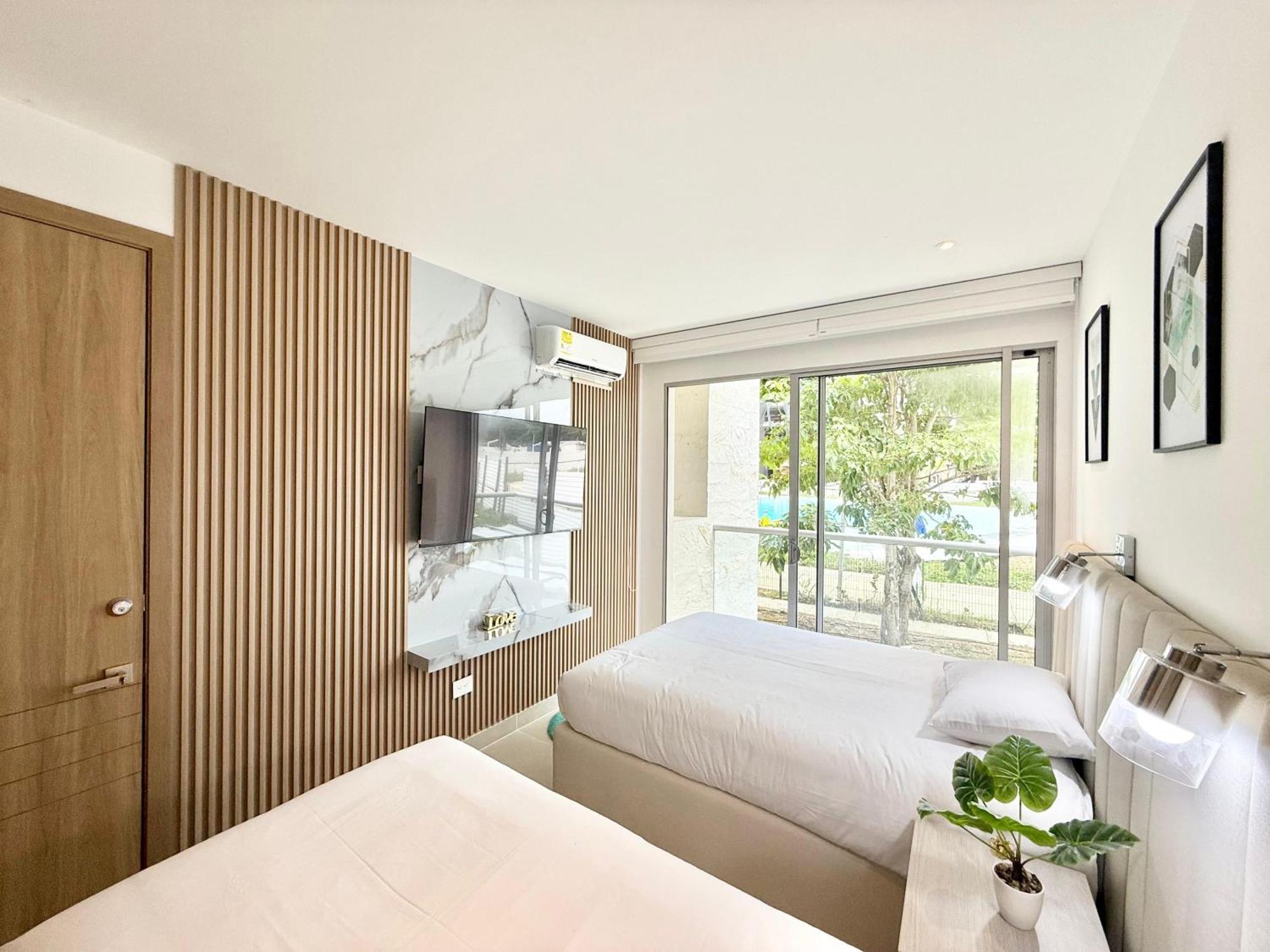 Baia Krystal P4, 1a * Cartagena